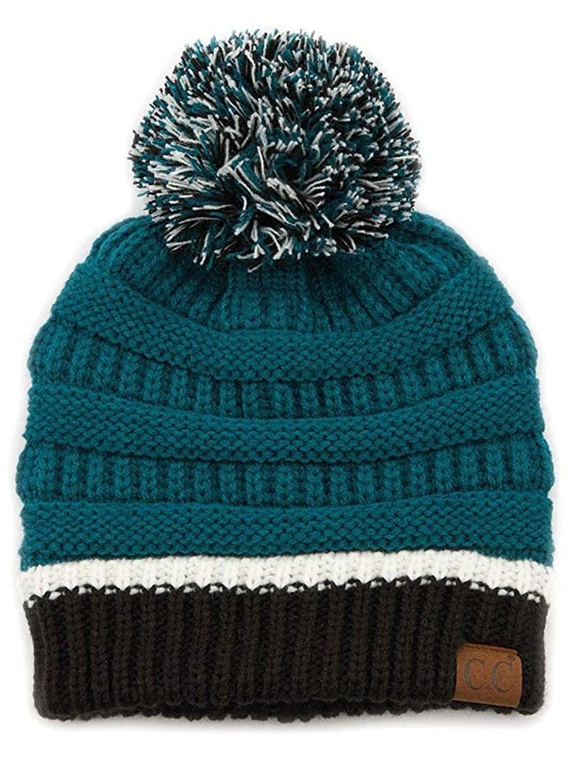 Skullies & Beanies Exclusive University College School Team Color Pom Pom Skully Beanie Hat Cap - 1429-green/Black - CX18ZSZN...